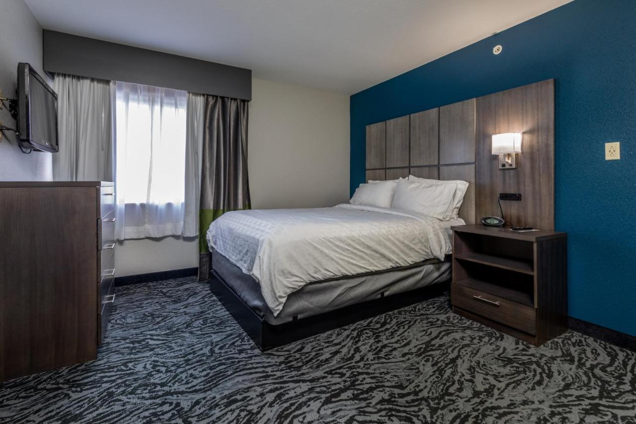 แคนเดิ้ลวูด สวีท น็อกซ์วิลแอร์พอร์ต-อัลโคอา Hotel อัลคอ ภายนอก รูปภาพ